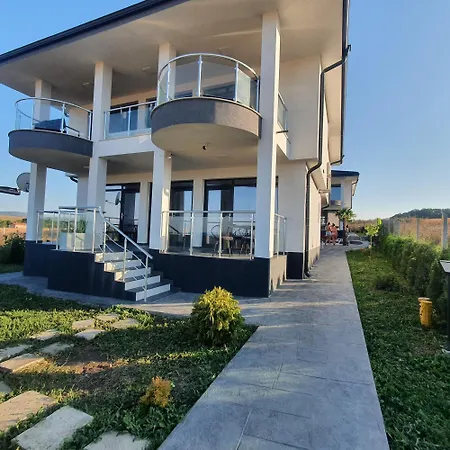 Captain Niko * Μπουργκάς